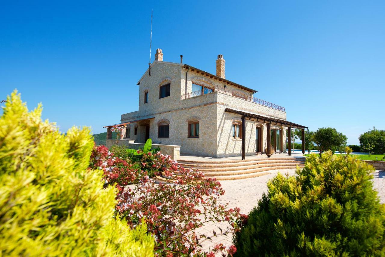 Villa Petrino Halikounas Zewnętrze zdjęcie